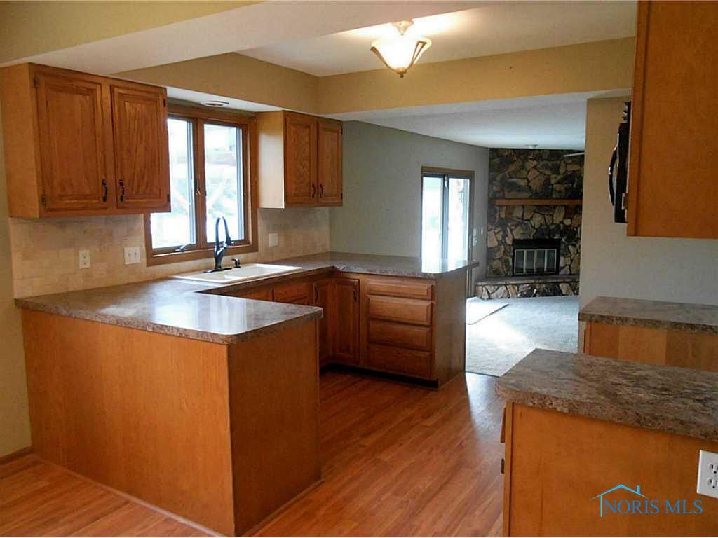 1233 South Wynn Road Oregon, OH 43616 - Photo 5 of 16 Gallery Image 5