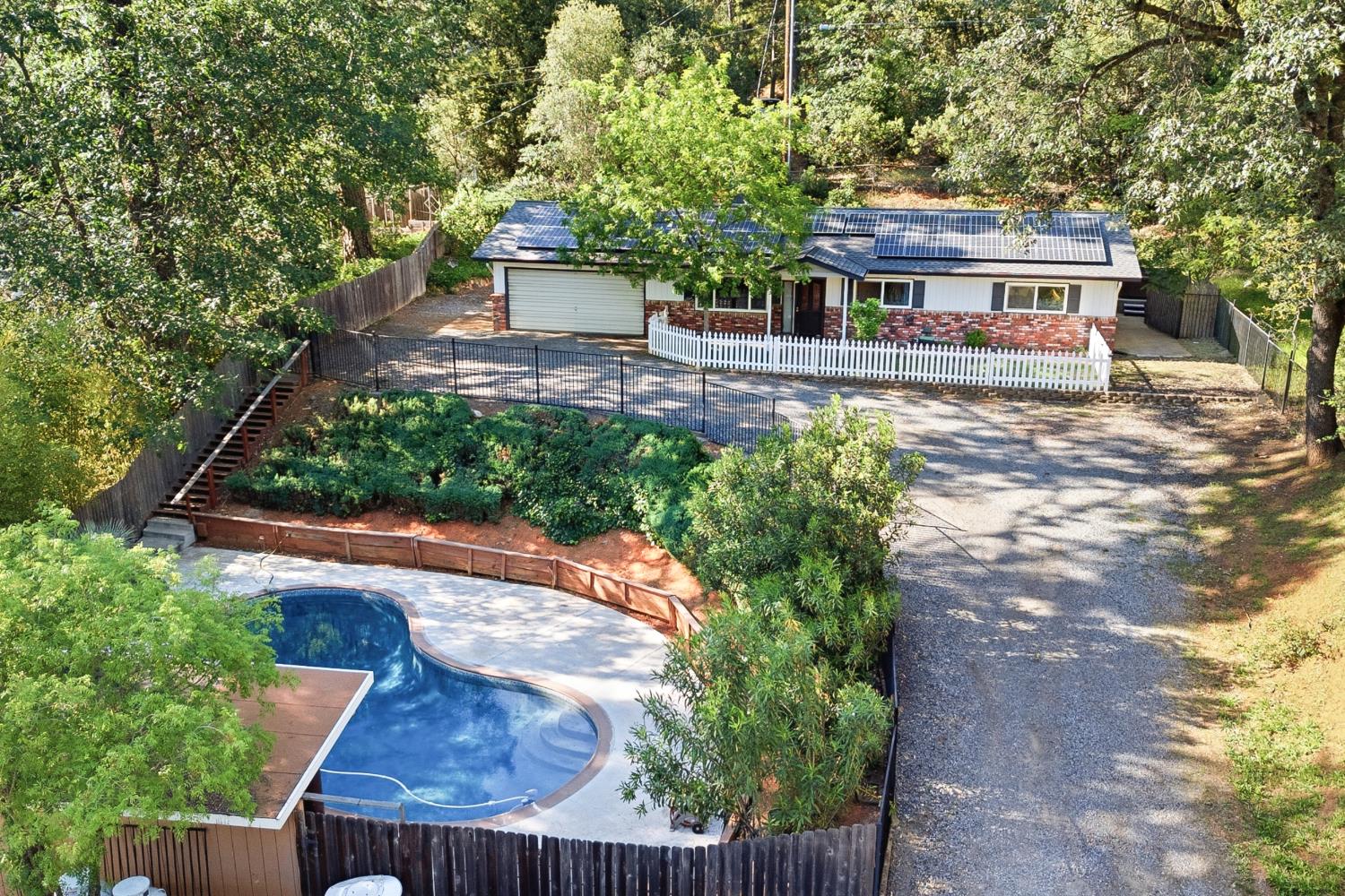 2971 Letitia Avenue Placerville, CA 95667 - Photo 2 of 65 a house view with a garden space