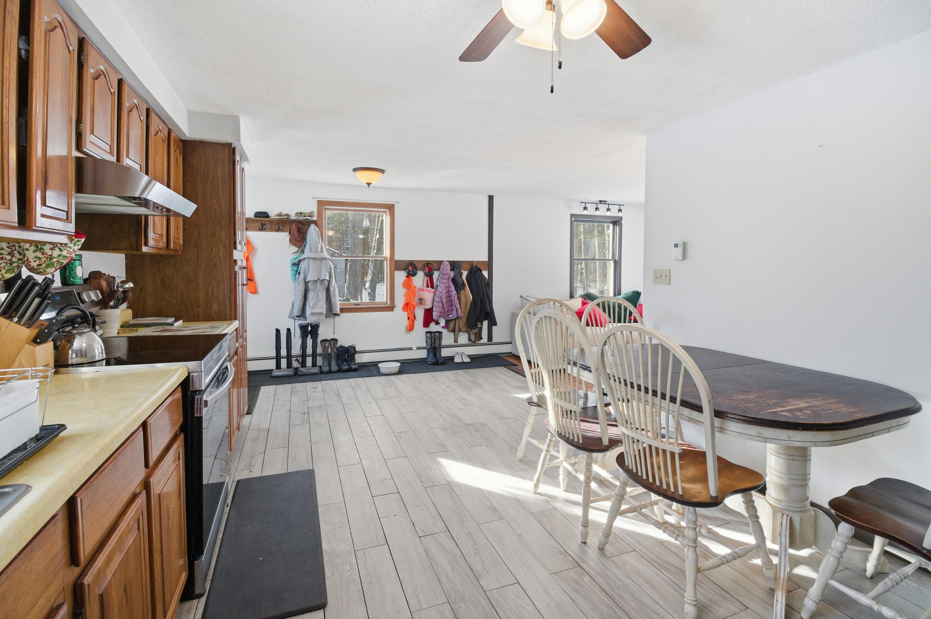 183 Pleasant Pond Road Turner, ME 04282 - Photo 11 of 44 183 Pleasant Pond Turner-37