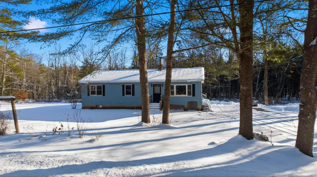 $385,000 | 183 Pleasant Pond Road, Turner, ME 04282