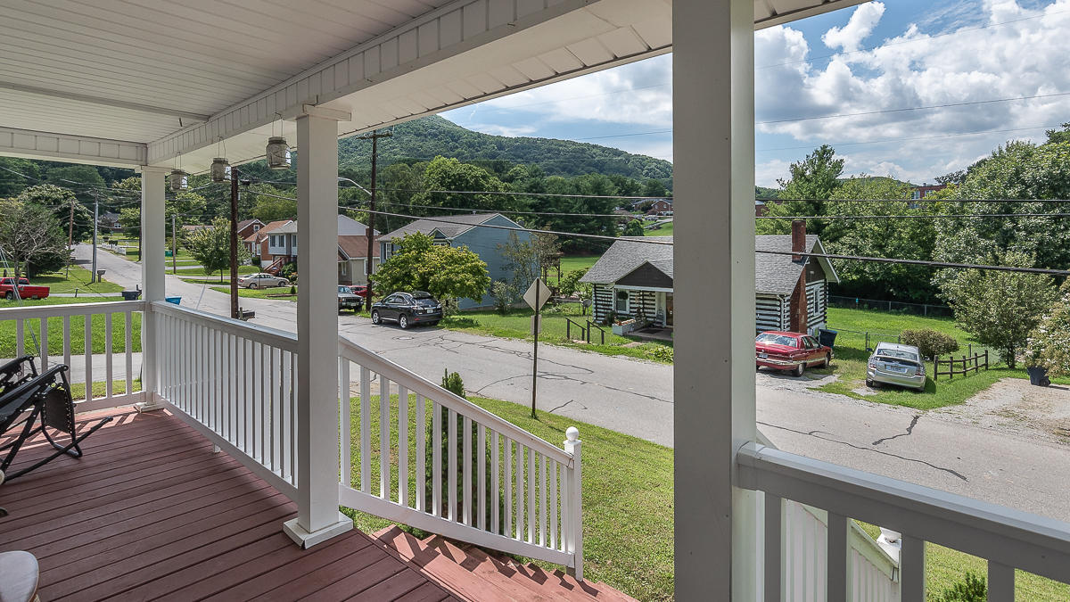 3654 Ventnor Road Southeast Roanoke, VA 24014 - Photo 5 of 20 00005