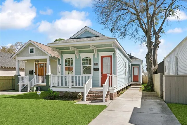 $375,000 | 816 Monroe Street, Gretna, LA 70053