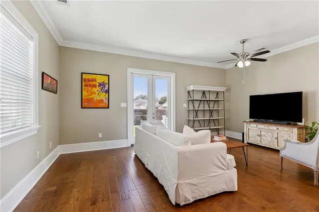 $375,000 | 816 Monroe Street, Gretna, LA 70053