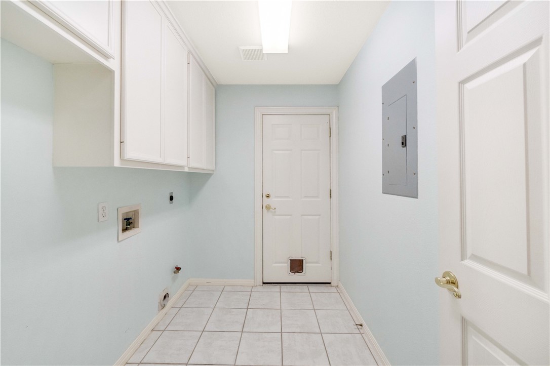 11901 Jess Drive Austin, TX 78737 - Photo 28 of 36 a view of an empty room