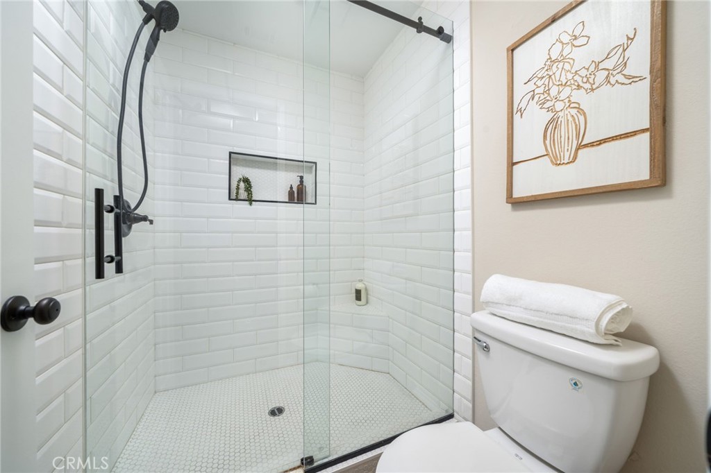 2016 Cobblefield Way Glendora, CA 91740 - Photo 25 of 38 Walk In Shower