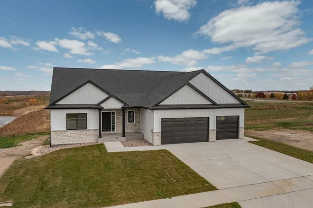 $5,000 | 301 Somerby Parkway Northeast, Byron, MN 55920