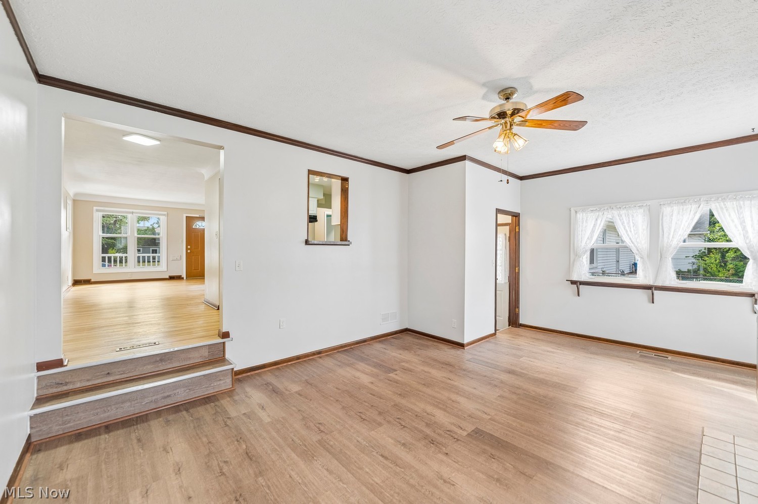 24018 Knickerbocker Road Bay Village, OH 44140 - Photo 19 of 42 Gallery Image 19