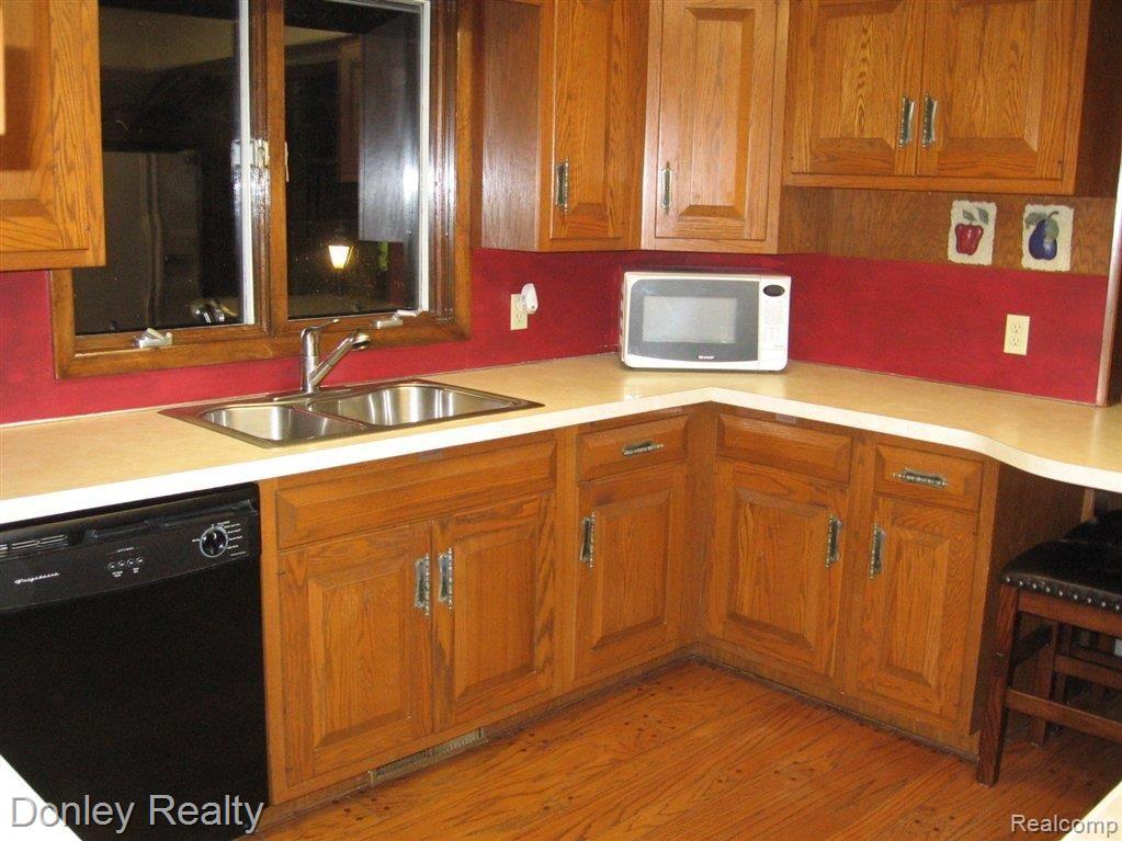 2680 Boyne Road Marlette, MI 48453 - Photo 12 of 25 IMG_0727-1.JPG