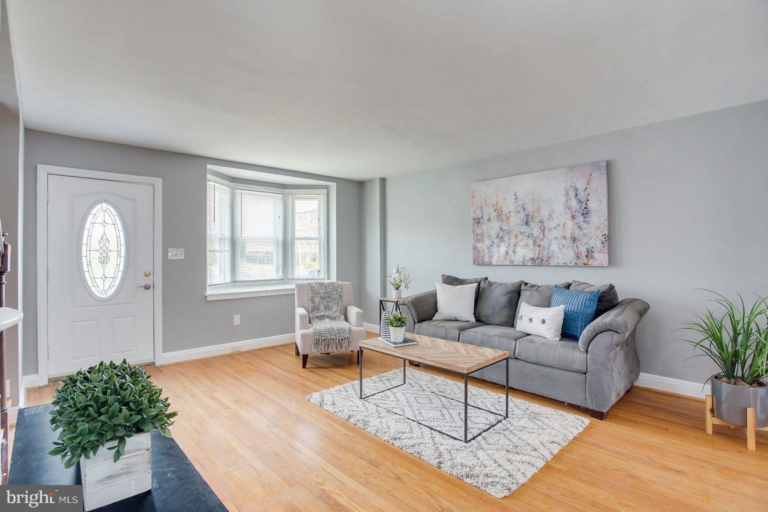 4917 West Hills Road Baltimore, MD 21229 - Photo 1 of 44