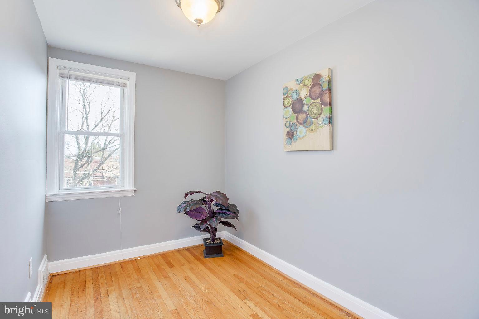 4917 West Hills Road Baltimore, MD 21229 - Photo 25 of 44