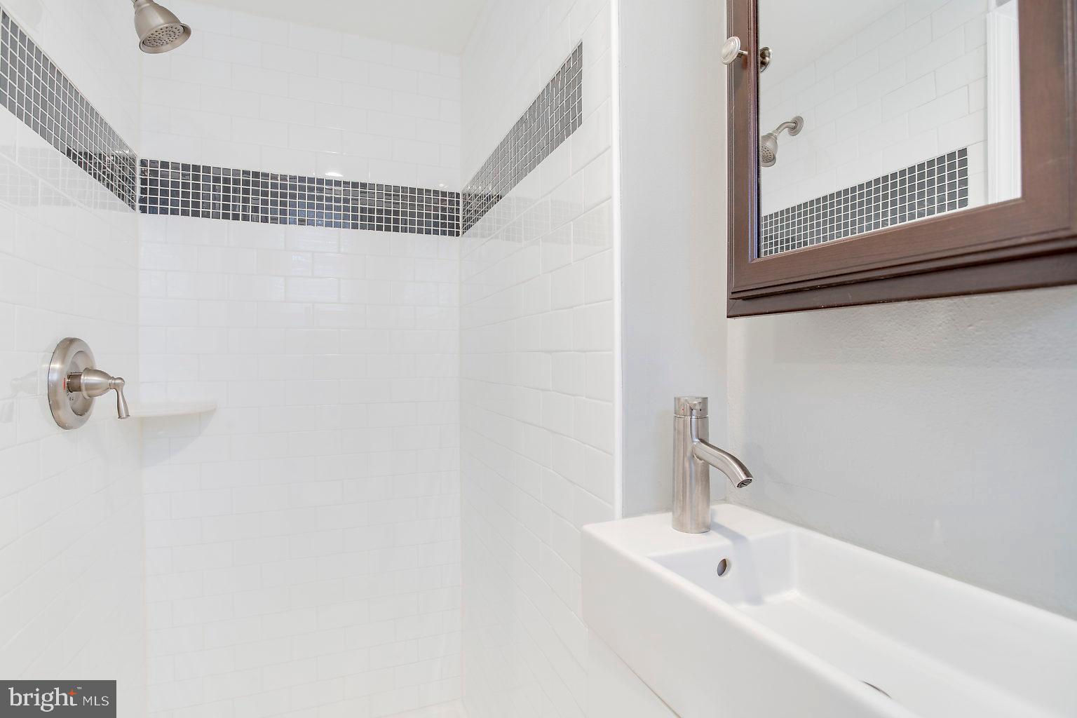 4917 West Hills Road Baltimore, MD 21229 - Photo 31 of 44