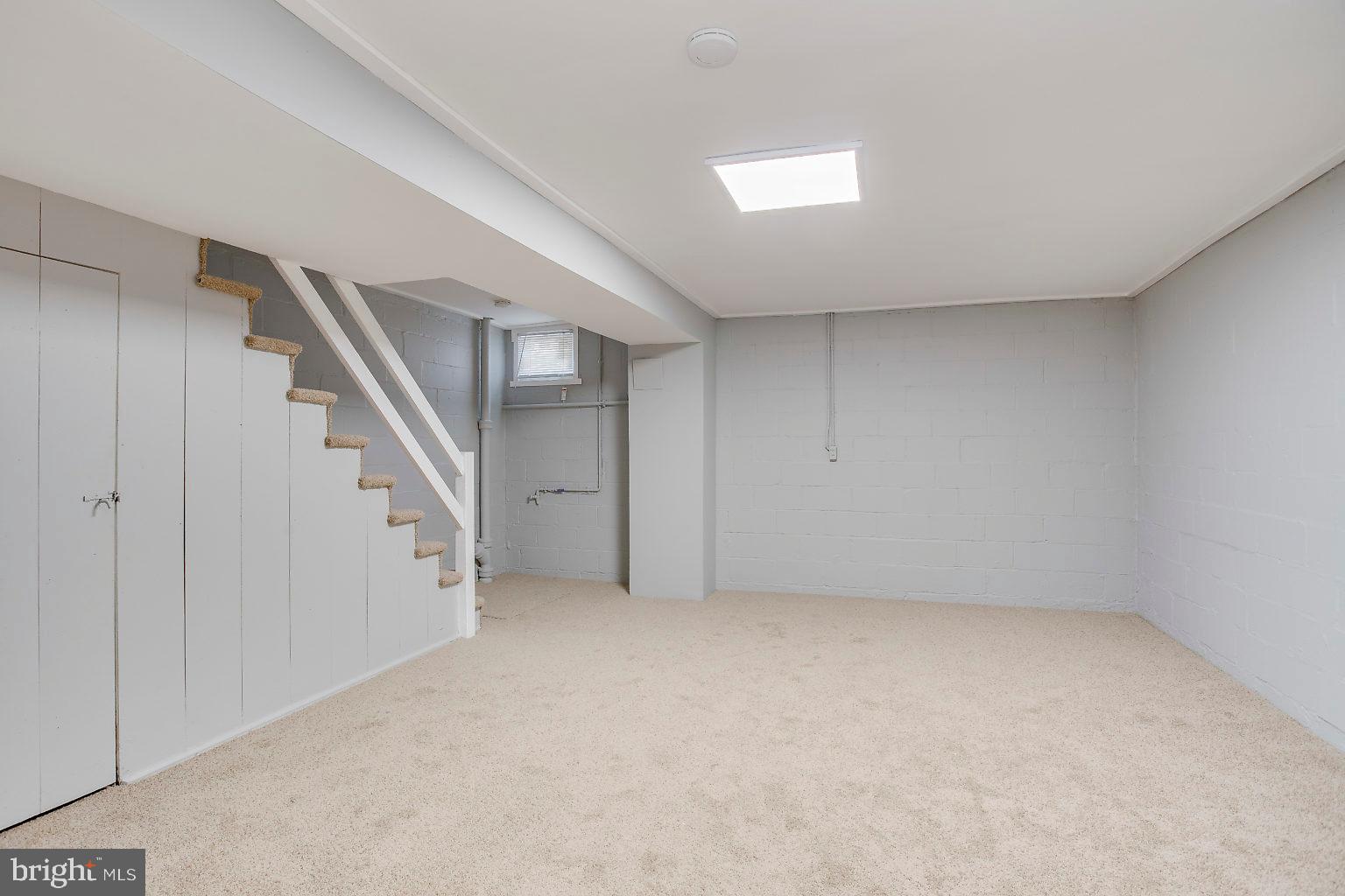 4917 West Hills Road Baltimore, MD 21229 - Photo 32 of 44