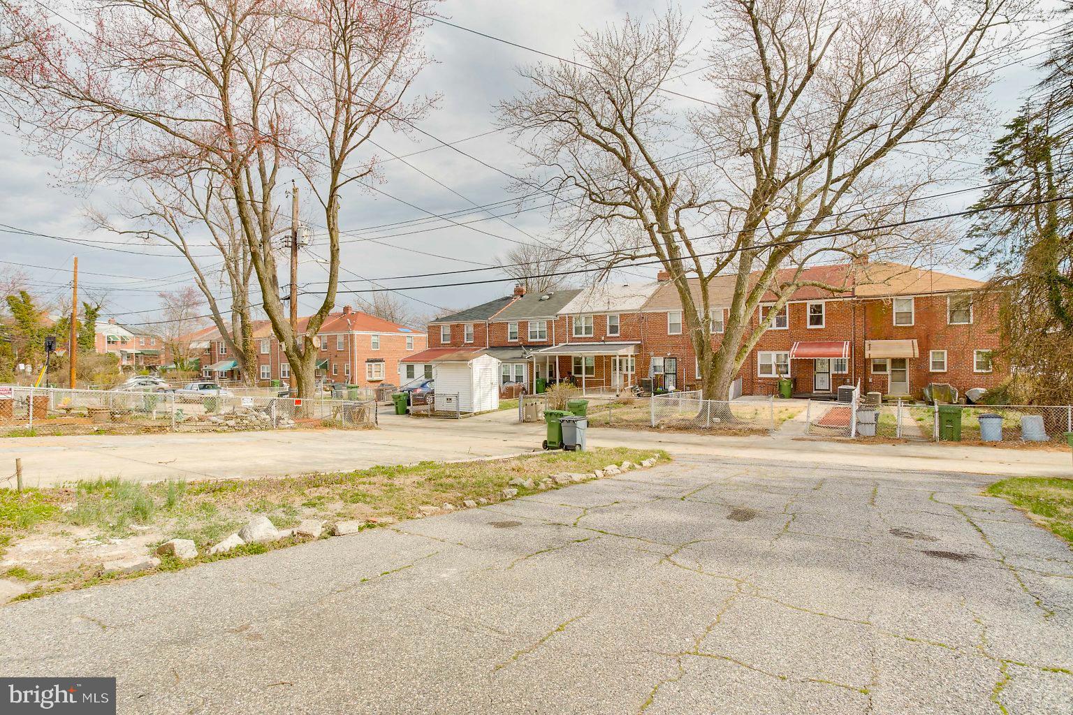 4917 West Hills Road Baltimore, MD 21229 - Photo 42 of 44