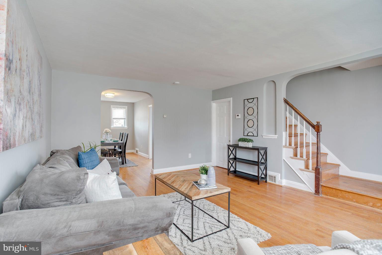 4917 West Hills Road Baltimore, MD 21229 - Photo 6 of 44