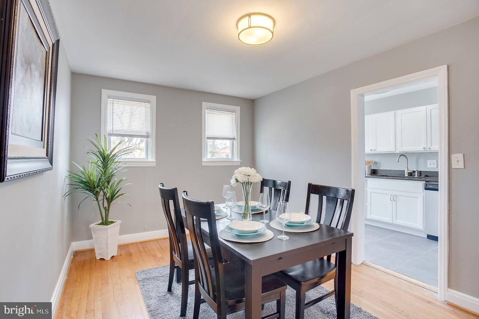 4917 West Hills Road Baltimore, MD 21229 - Photo 10 of 44
