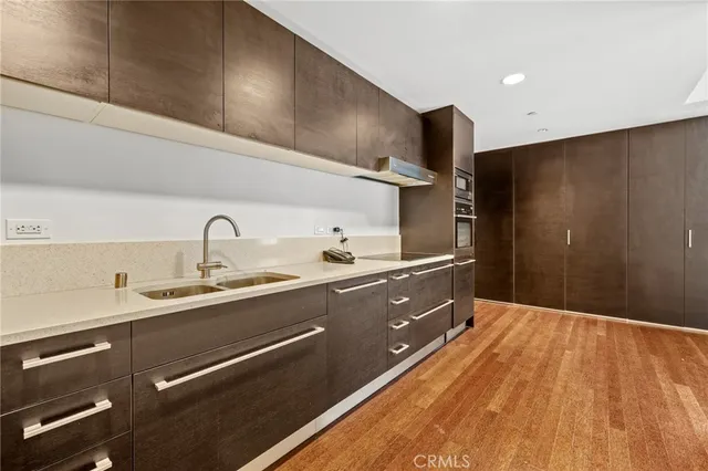 $539,000 | 6250 Hollywood Boulevard, Unit 4M, Los Angeles, CA 90028