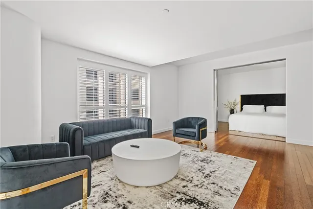 $539,000 | 6250 Hollywood Boulevard, Unit 4M, Los Angeles, CA 90028