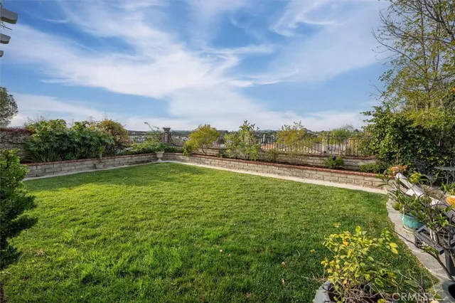 $1,050,000 | 22507 Poplar Street, Saugus, CA 91390