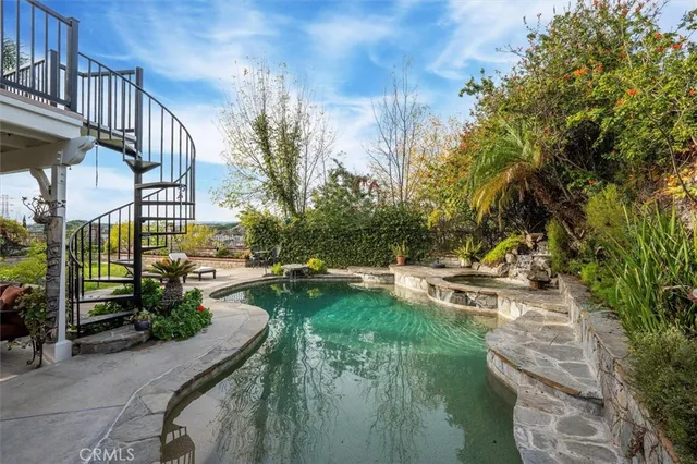 $1,050,000 | 22507 Poplar Street, Saugus, CA 91390