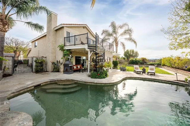 $1,050,000 | 22507 Poplar Street, Saugus, CA 91390