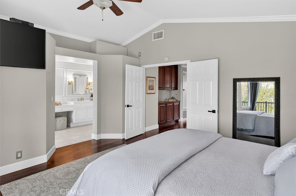 22507 Poplar Street Saugus, CA 91390 - Photo 33 of 54