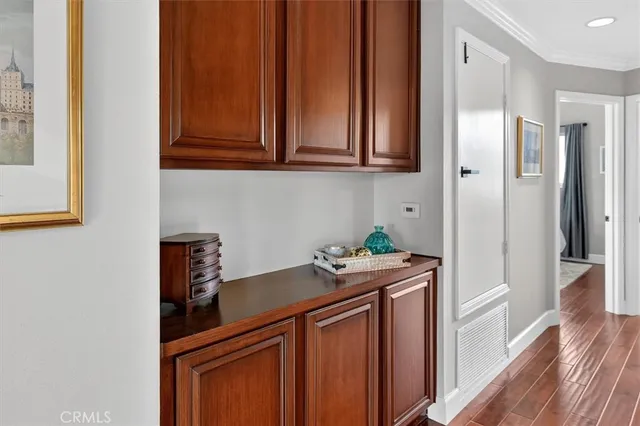 $1,050,000 | 22507 Poplar Street, Saugus, CA 91390