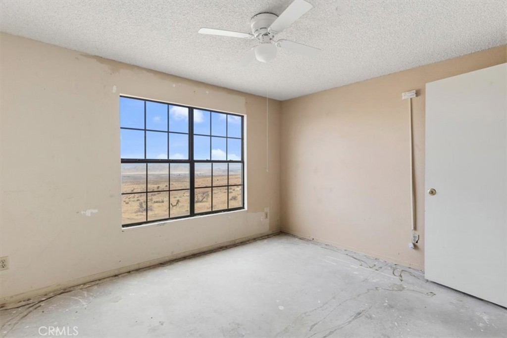 8885 Corto Road Apple Valley, CA 92308 - Photo 11 of 30 Gallery Image 11