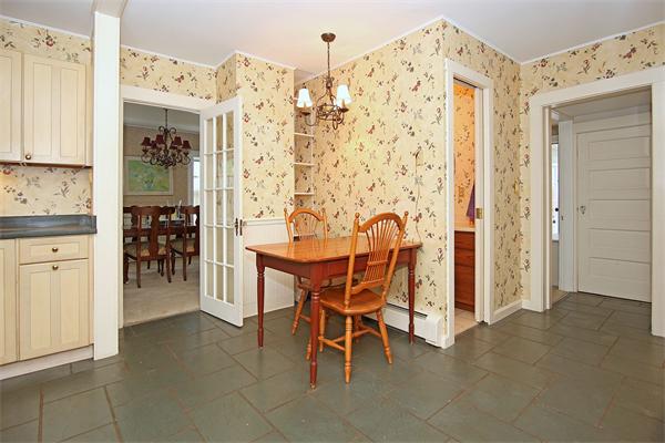 87 Overlook Road Arlington, MA 02474 - Photo 8 of 21