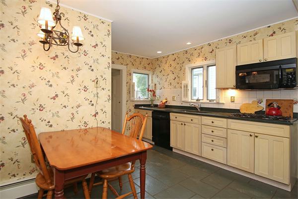 87 Overlook Road Arlington, MA 02474 - Photo 9 of 21