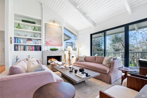 $2,700,000 | 350 Deer Hollow Drive, Napa, CA 94558