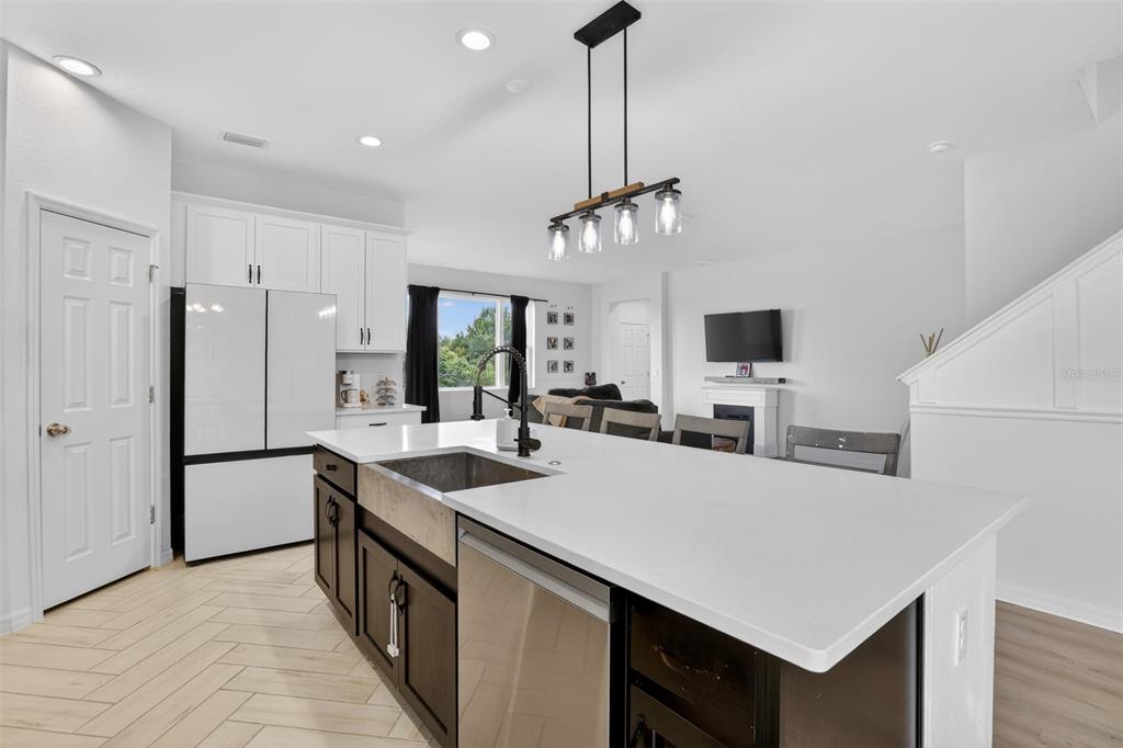 589 Jupiter Beach Road Groveland, FL 34736 - Photo 11 of 34