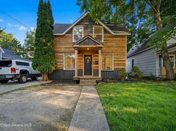 $950,000 | 417 Pine Street, Sandpoint, ID 83864