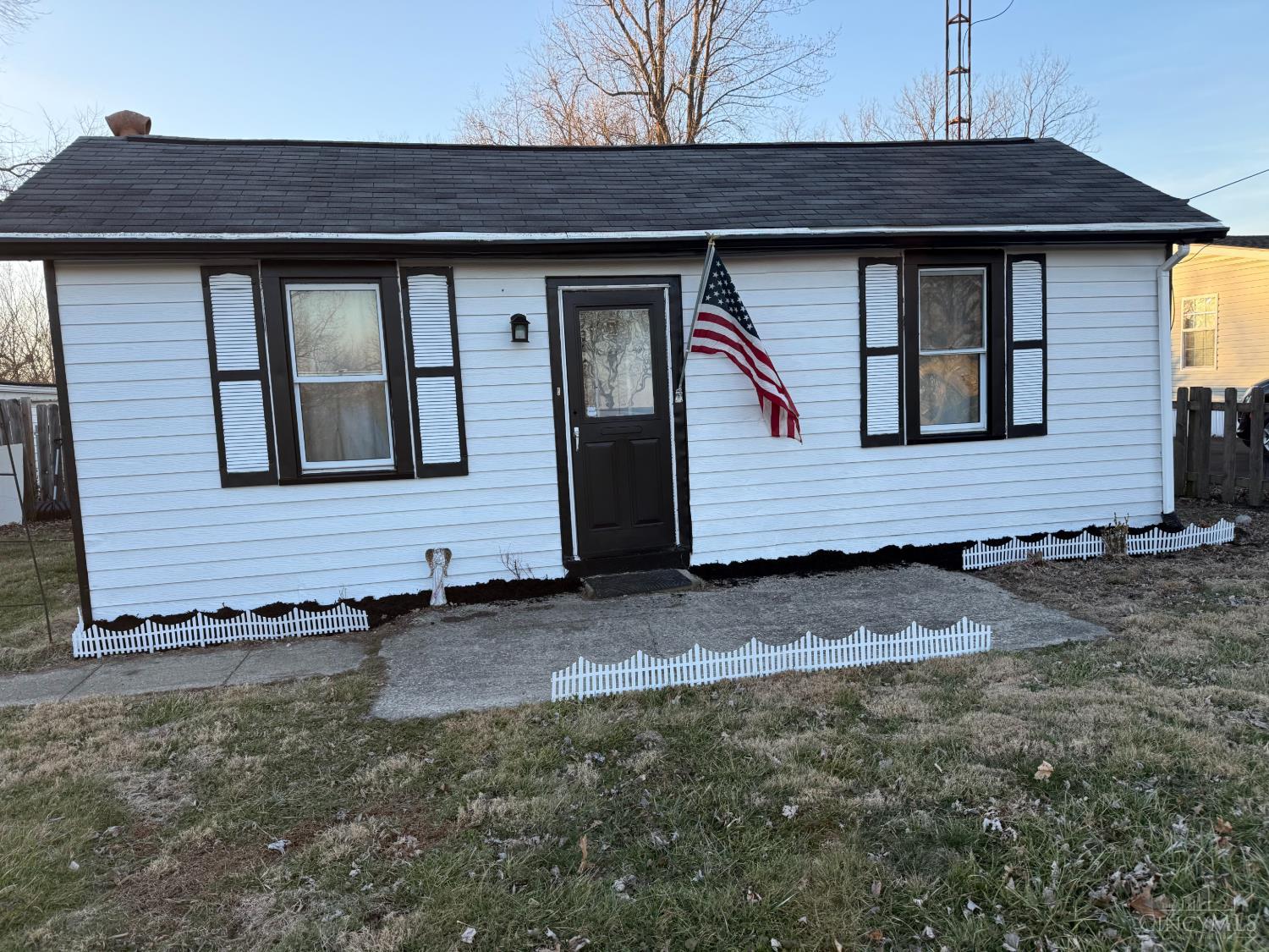 10751 Marvin Road Harrison, OH 45030 - Photo 2 of 15