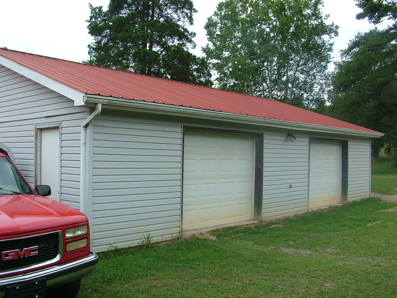 347 County Road, Unit 296 Sweetwater, TN 37874 - Photo 3 of 34 2 car garage