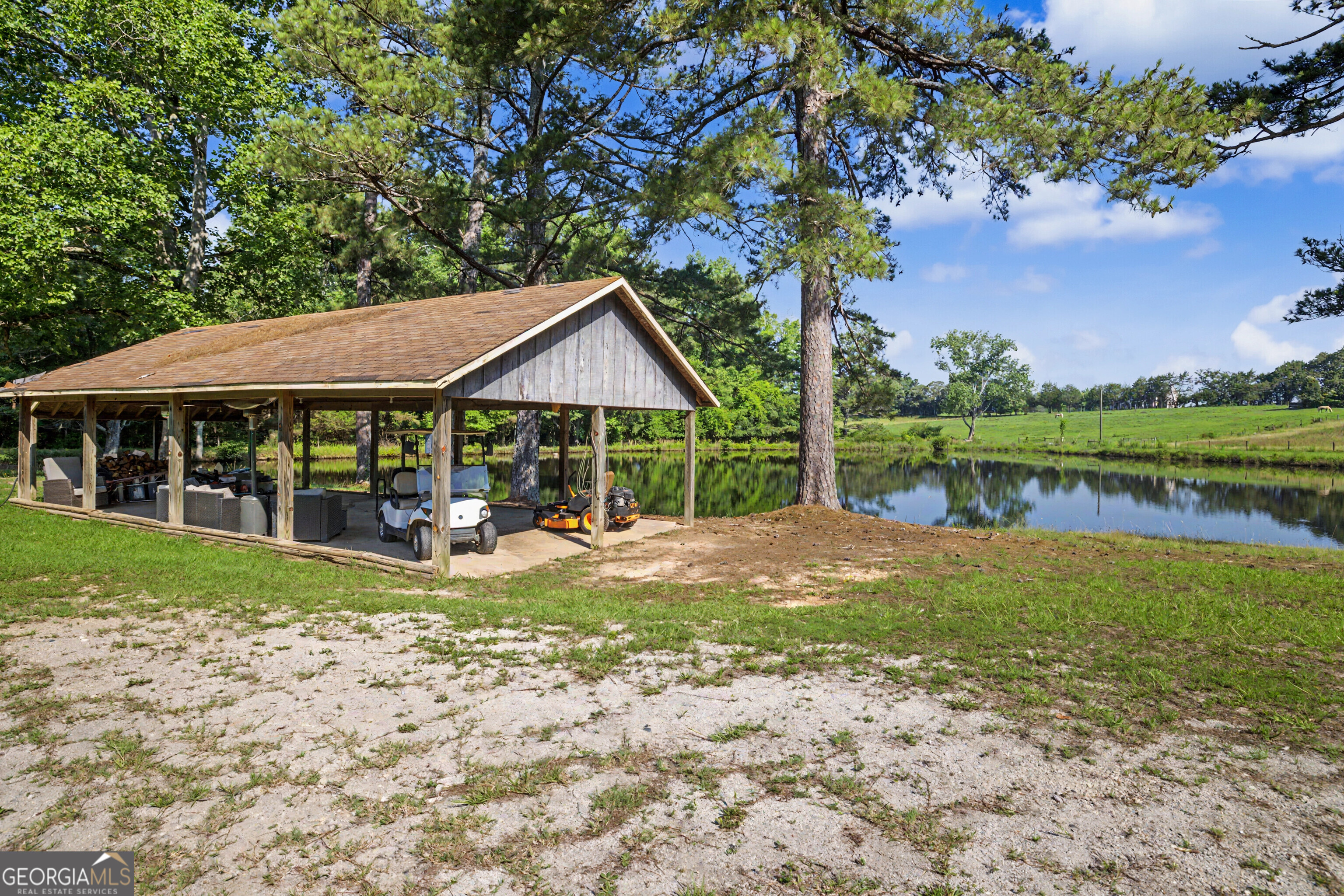 137 Lynch Road Brooks, GA 30205 - Photo 3 of 43
