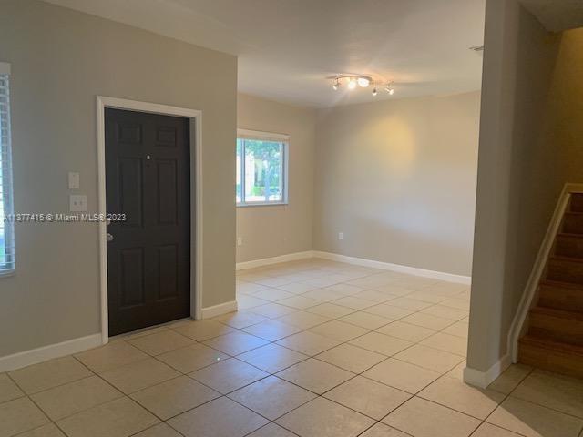Silver Palm Homes Miami, FL 33170 - Photo 5 of 32 en empty room with windows