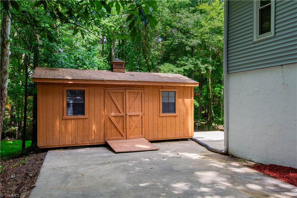 105 Devon Road Jamestown, NC 27282 - Photo 44 of 47
