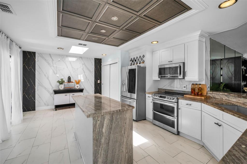 6009 Bayway Court New Port Richey, FL 34652 - Photo 11 of 100