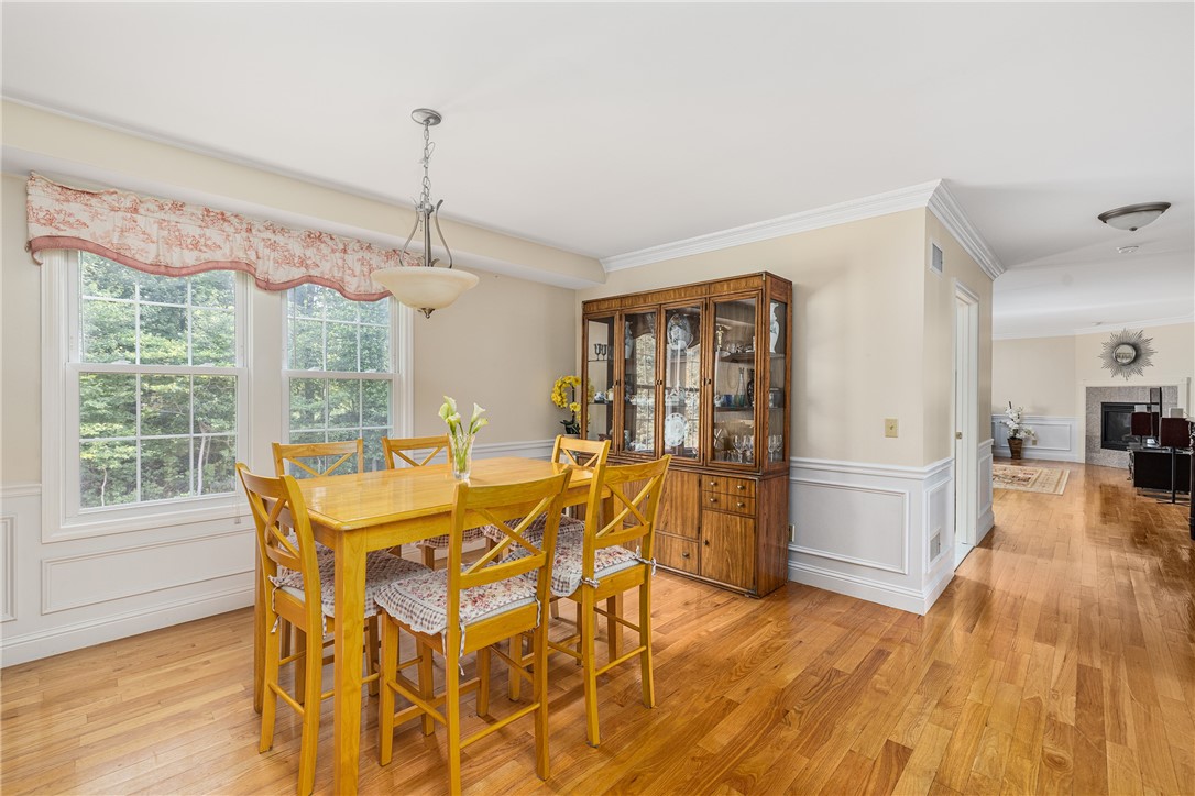 421 Sowams Road Barrington, RI 02806 - Photo 13 of 46