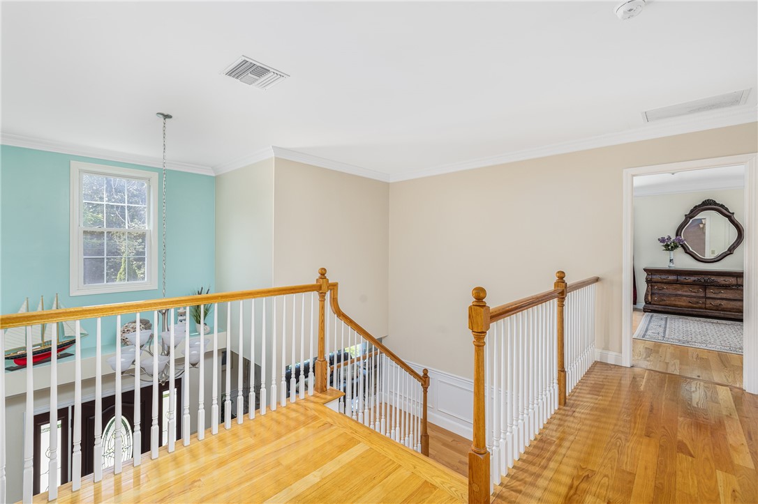 421 Sowams Road Barrington, RI 02806 - Photo 16 of 46