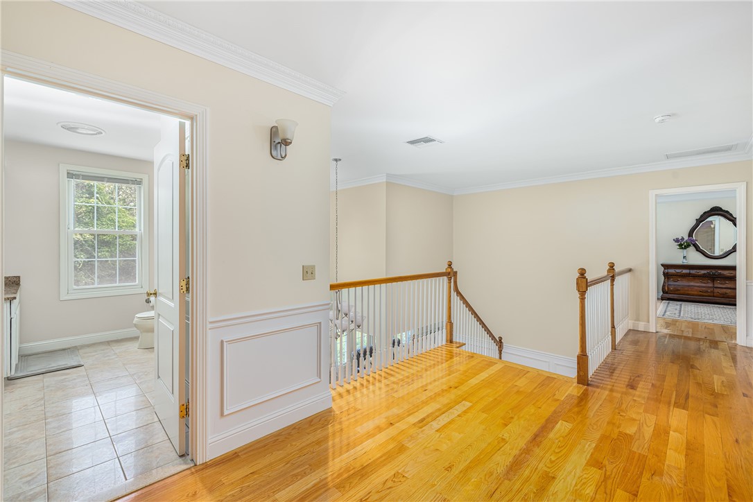 421 Sowams Road Barrington, RI 02806 - Photo 17 of 46