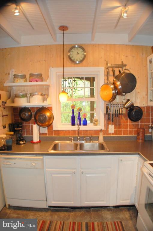 3264 Sackertown Road Crisfield, MD 21817 - Photo 9 of 32 Gallery Image 9