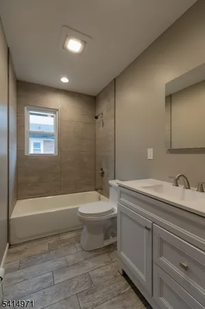 $2,500 | 318 Kennedy Drive, Linden, NJ 07036