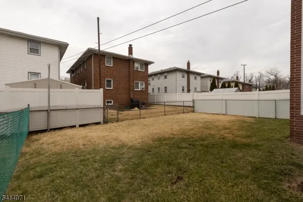 $2,500 | 318 Kennedy Drive, Linden, NJ 07036