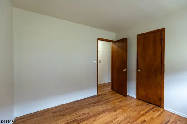 $2,500 | 318 Kennedy Drive, Linden, NJ 07036