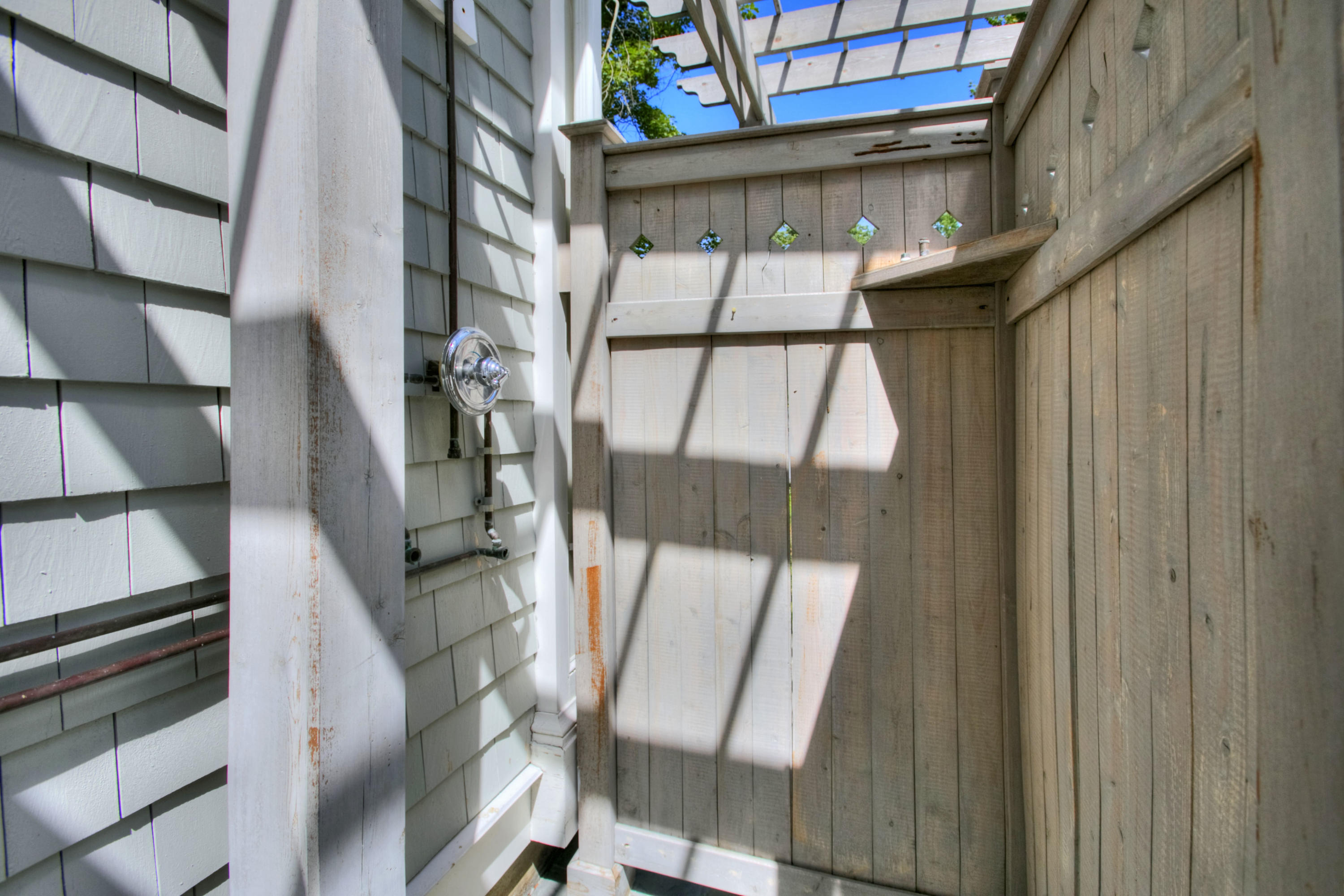 536 Roxbury Road Stamford, CT 06902 - Photo 34 of 38 a view of staircase with railing and stairs