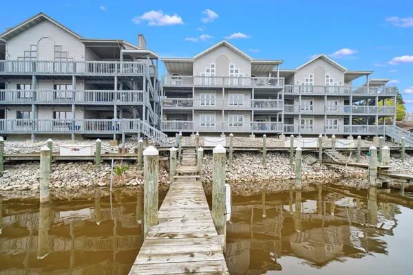 $315,900 | 315 5th Avenue, Unit 17, Manistee, MI 49660