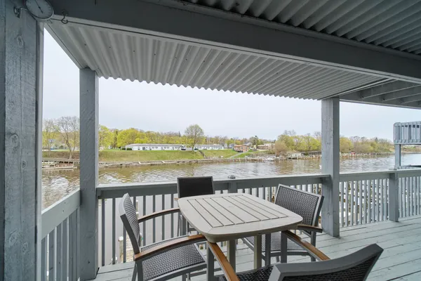 $315,900 | 315 5th Avenue, Unit 17, Manistee, MI 49660