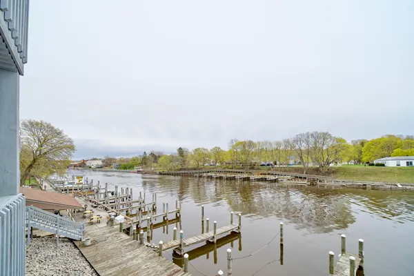$315,900 | 315 5th Avenue, Unit 17, Manistee, MI 49660