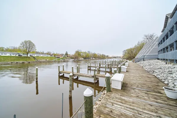 $315,900 | 315 5th Avenue, Unit 17, Manistee, MI 49660